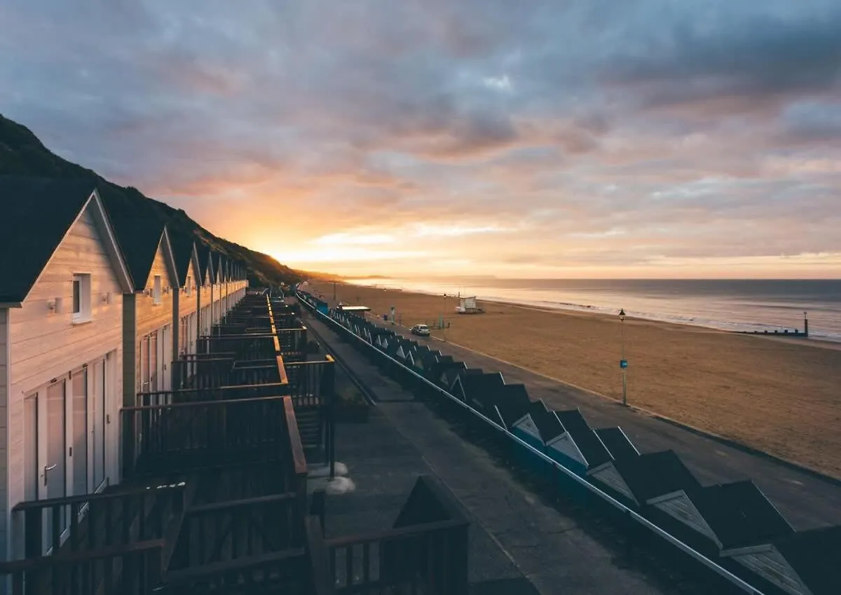 Beachcliff Holiday home Bournemouth