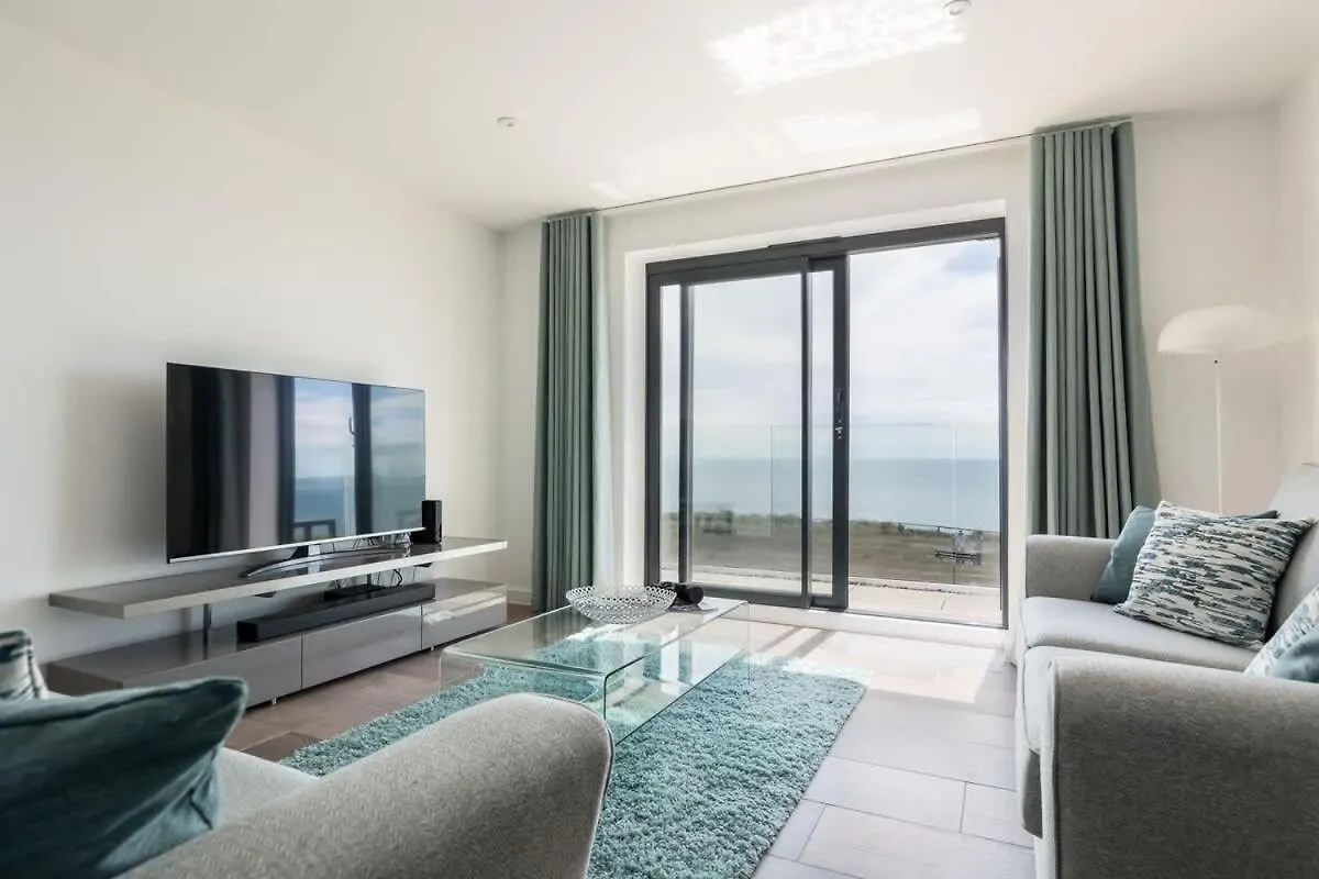 Beachcliff 0*, Bournemouth United Kingdom